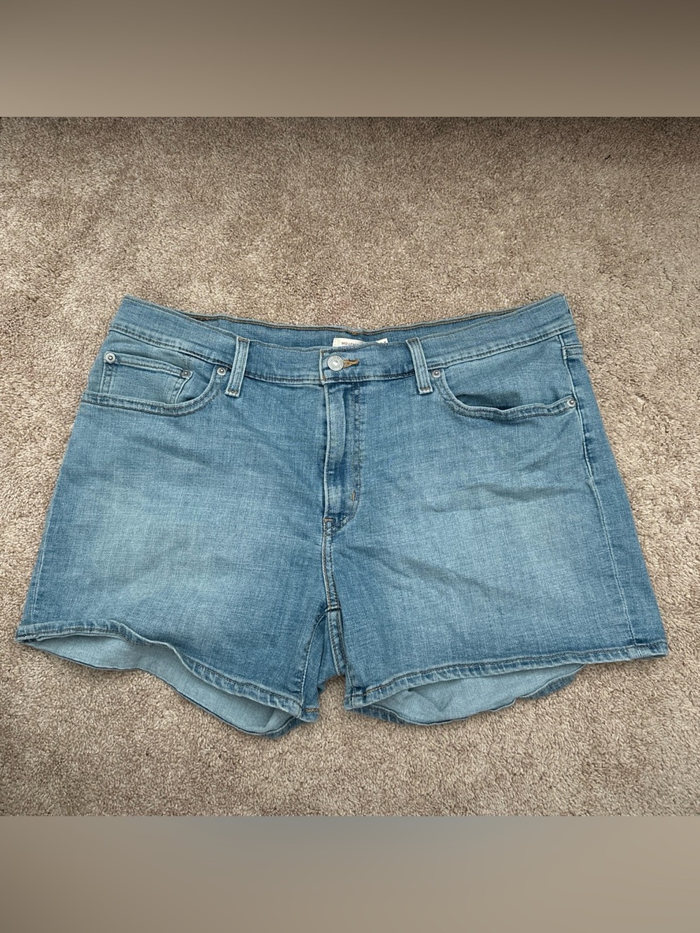 Levi’s Mid Length Shorts